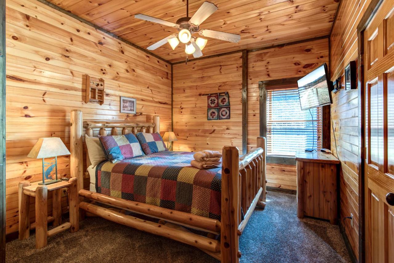 Old Hickory Lodge Гетлинбург Екстериор снимка